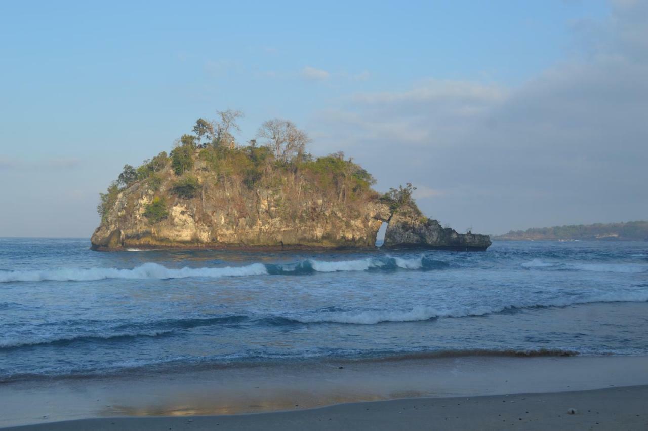 Nyuh Gading Bungalow Nusa Penida Sakti Buitenkant foto